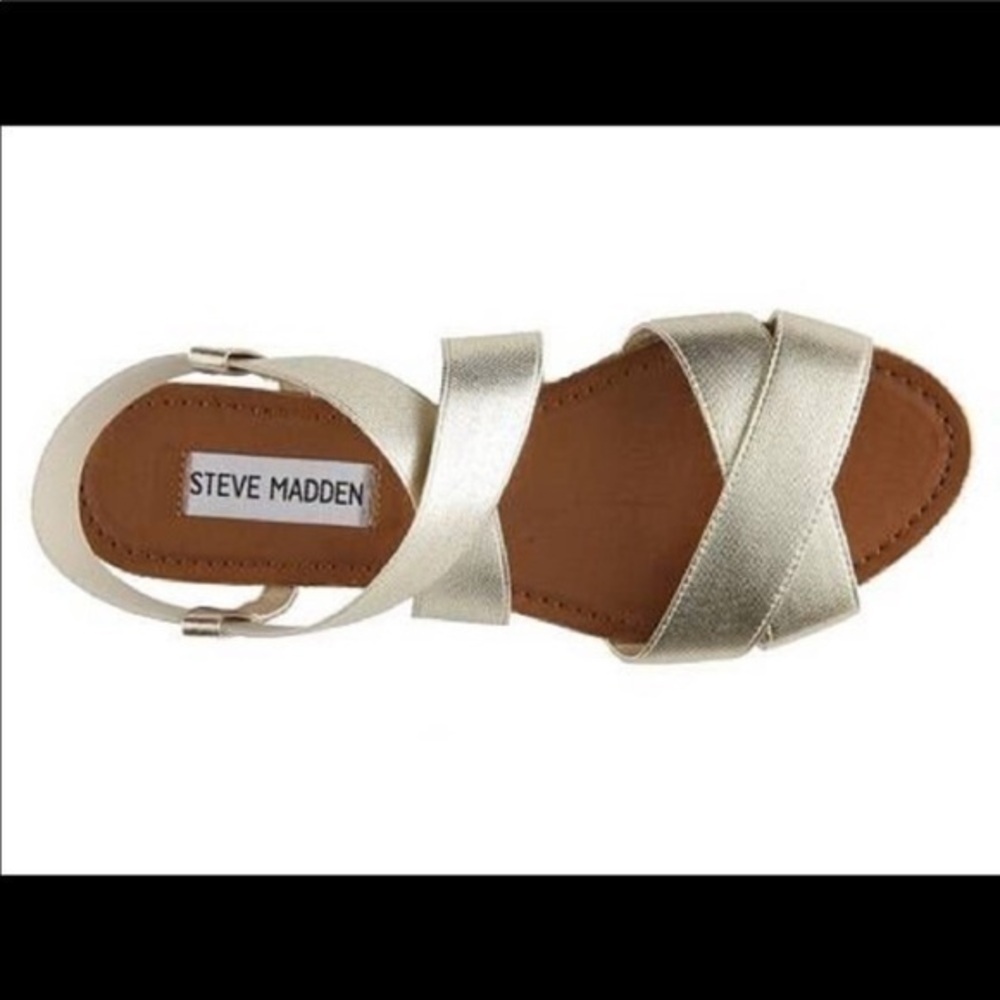 Steve Madden gold metallic quintaa flat sandals